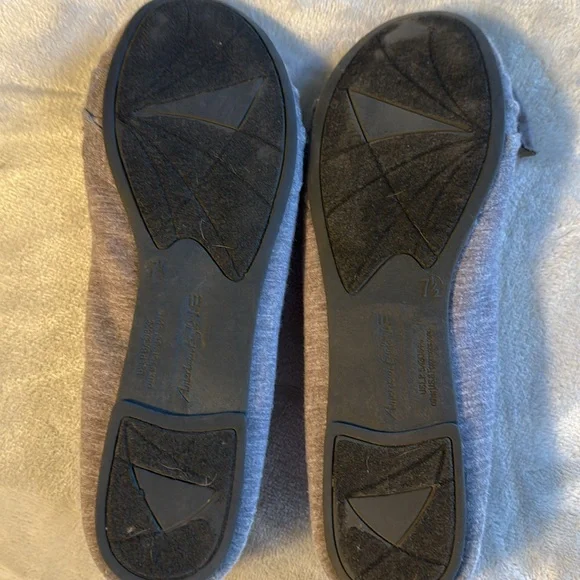 American Eagle Shoes - Picture 3 of 3